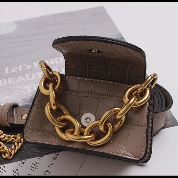 Mini Crossbody Waist Chain Hand Bag - Picture 6 of 7